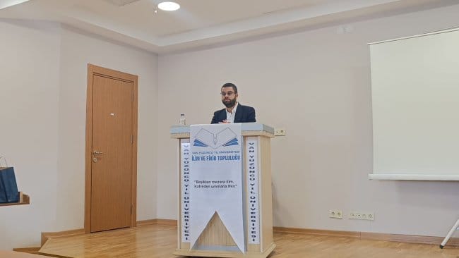 Van YYÜ Öğrencilerinden “Kur’ânî ve Nebevî Bir Reçete: Risale-i Nur” Konferansı